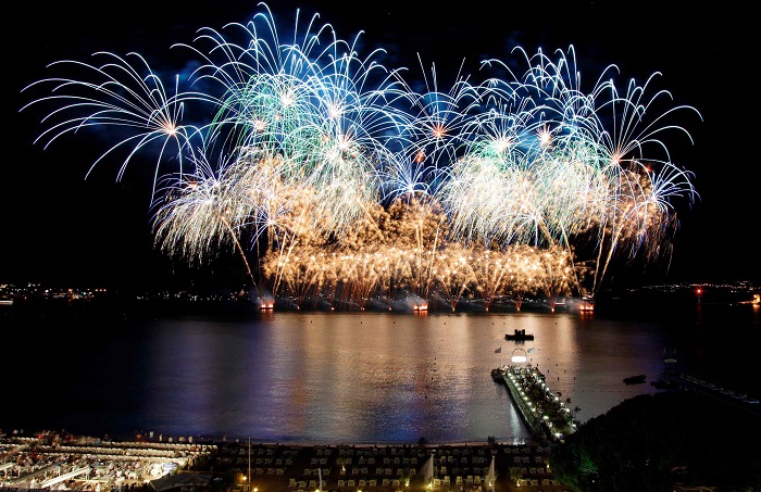 FÊTE PYROTECHNIQUE 