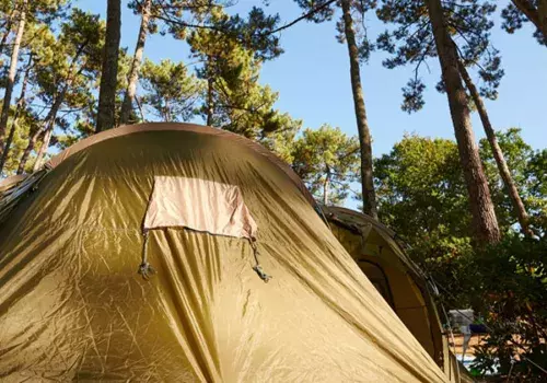Emplacement tente au camping les Oyats