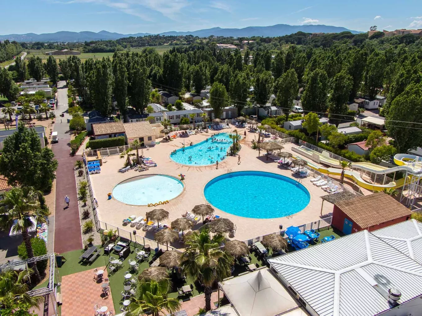 La magnifique vue aérienne du camping Siblu Villages Le Montourey