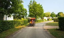 Les parfaites activités à faire en famille au camping Siblu Villages Domaine de Dugny 2