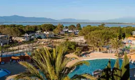 La magnifique vue aérienne du camping Siblu Villages Mar Estang 