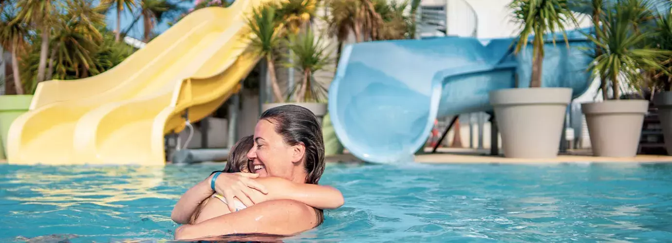 1420x630_qe_piscine_2