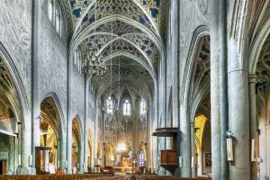 tourisme vias eglise