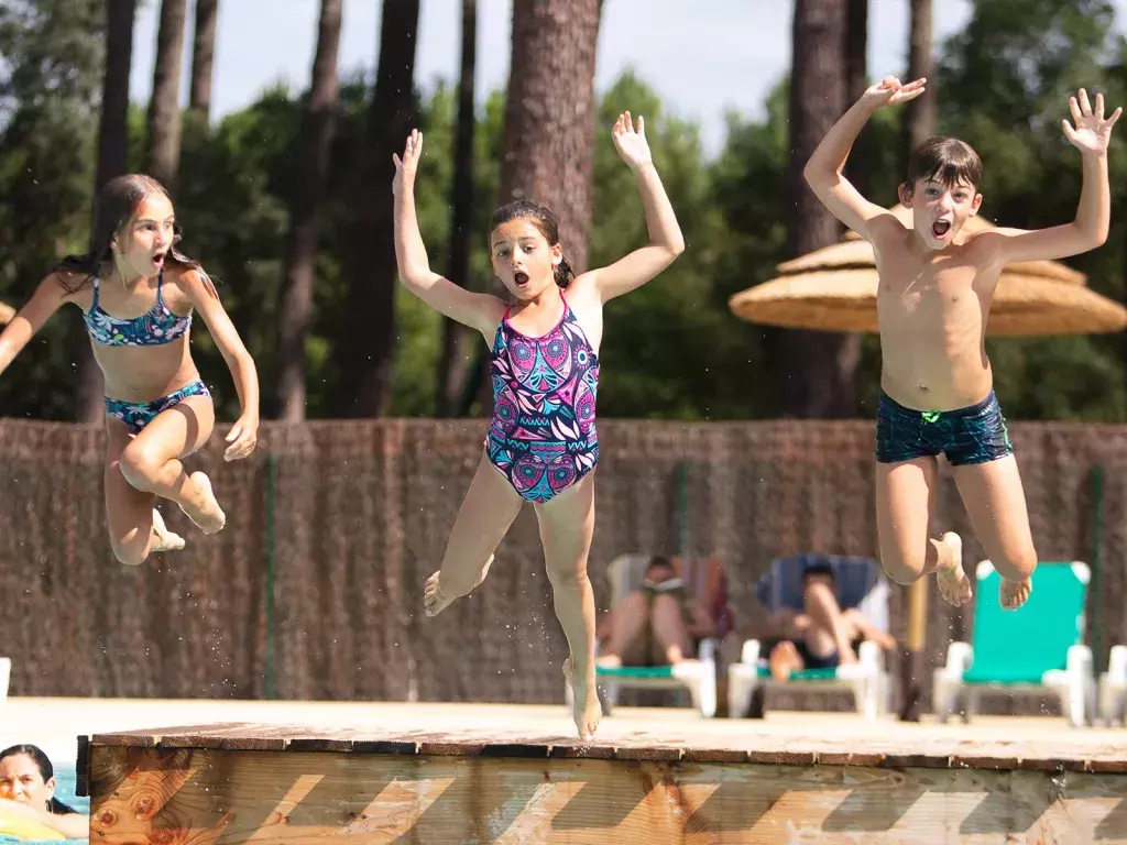 Le sublime complexe aquatique du camping Siblu Villages Le Lac à Mimizan 3