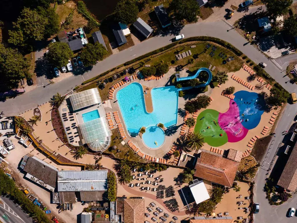 La magnifique vue aérienne du camping Siblu Villages Les Viviers 2