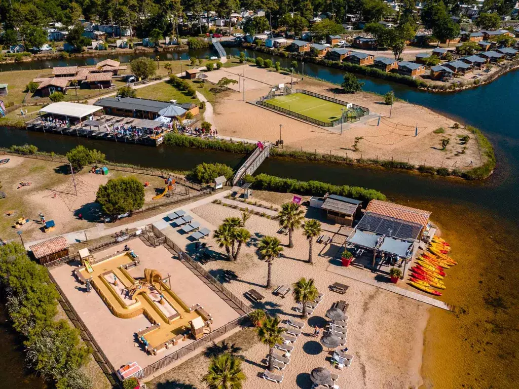 Les sublimes infrastructures du camping Siblu Villages Les Viviers 1