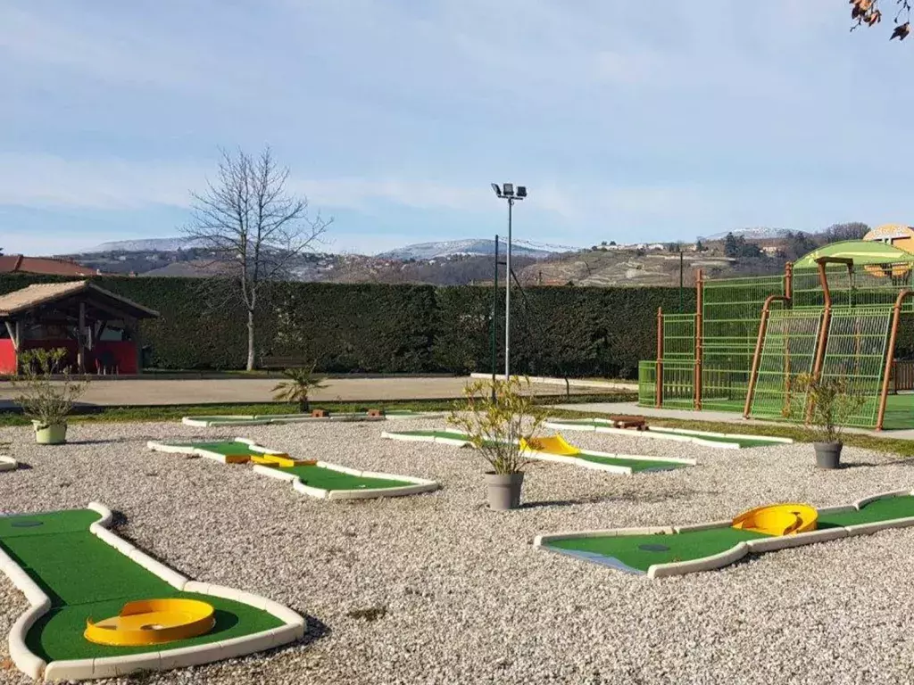 Les sublimes infrastructures du camping Siblu Villages Les Rives de Condrieu 1