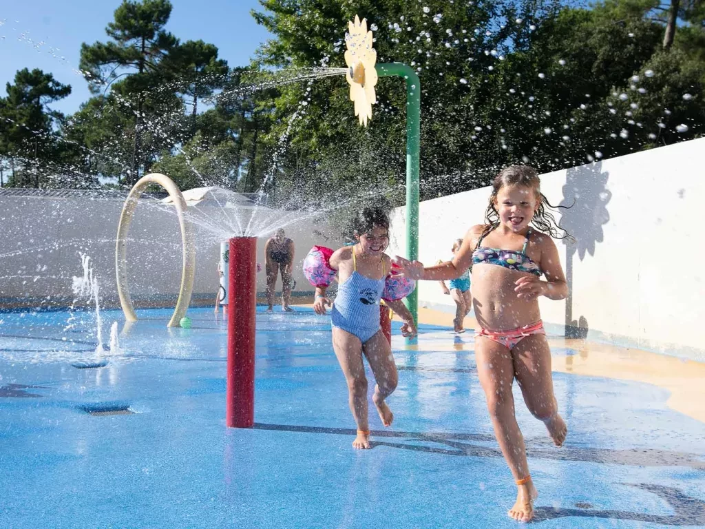 La splashzone au camping Siblu Villages Les Embruns