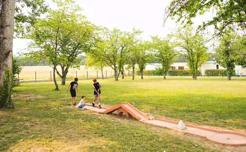Les sublimes infrastructures du camping Siblu Villages Domaine de Dugny 2